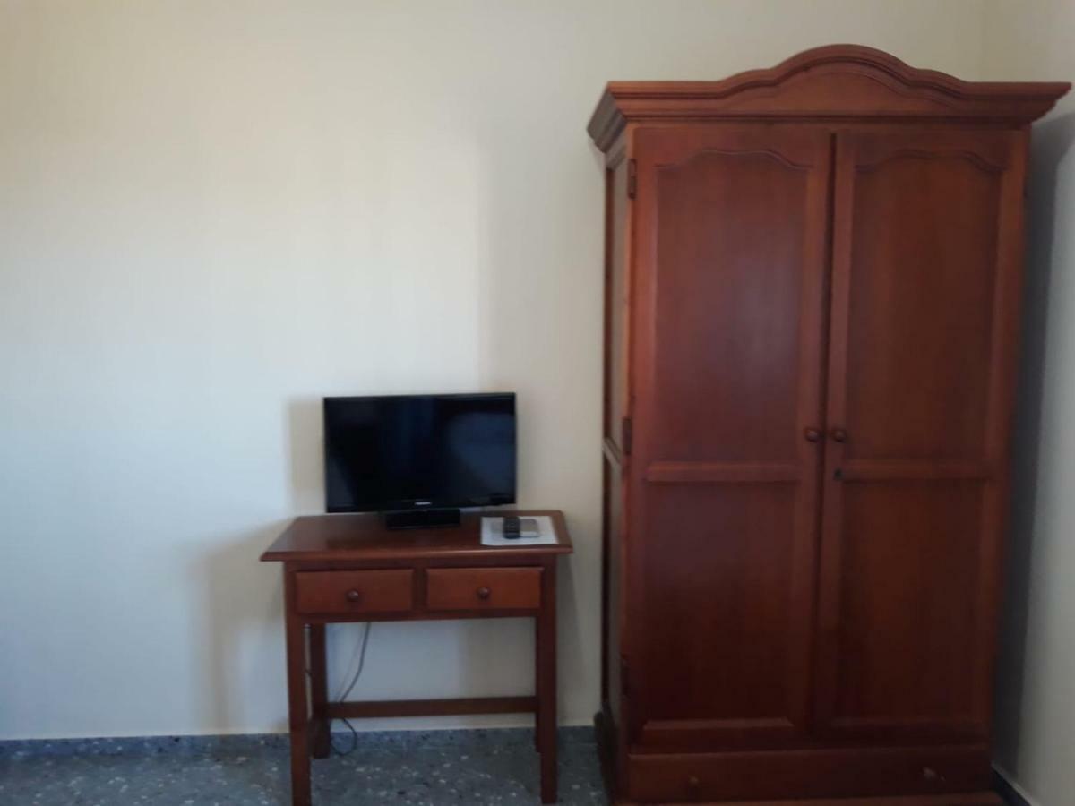 Hostal Vivienda Rural Alcazaba Chipiona Exterior foto